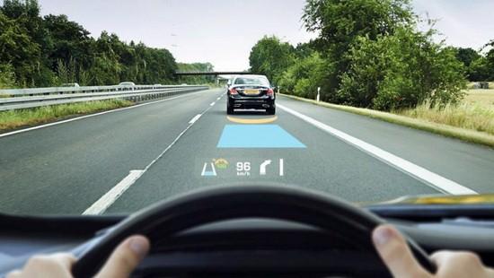 未來汽車玻璃變身顯示器 開車如同玩游戲-廣州磐眾智能科技有限公司