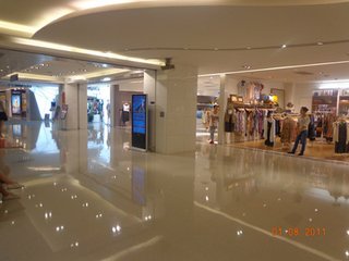 調(diào)酒機器人：150種口味雞尾酒自動調(diào)配-磐眾科技(廣州)有限公司