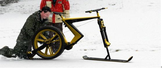 雪地專用自行車：用滑雪板當輪子你見過嗎--磐眾科技(廣州)有限公司